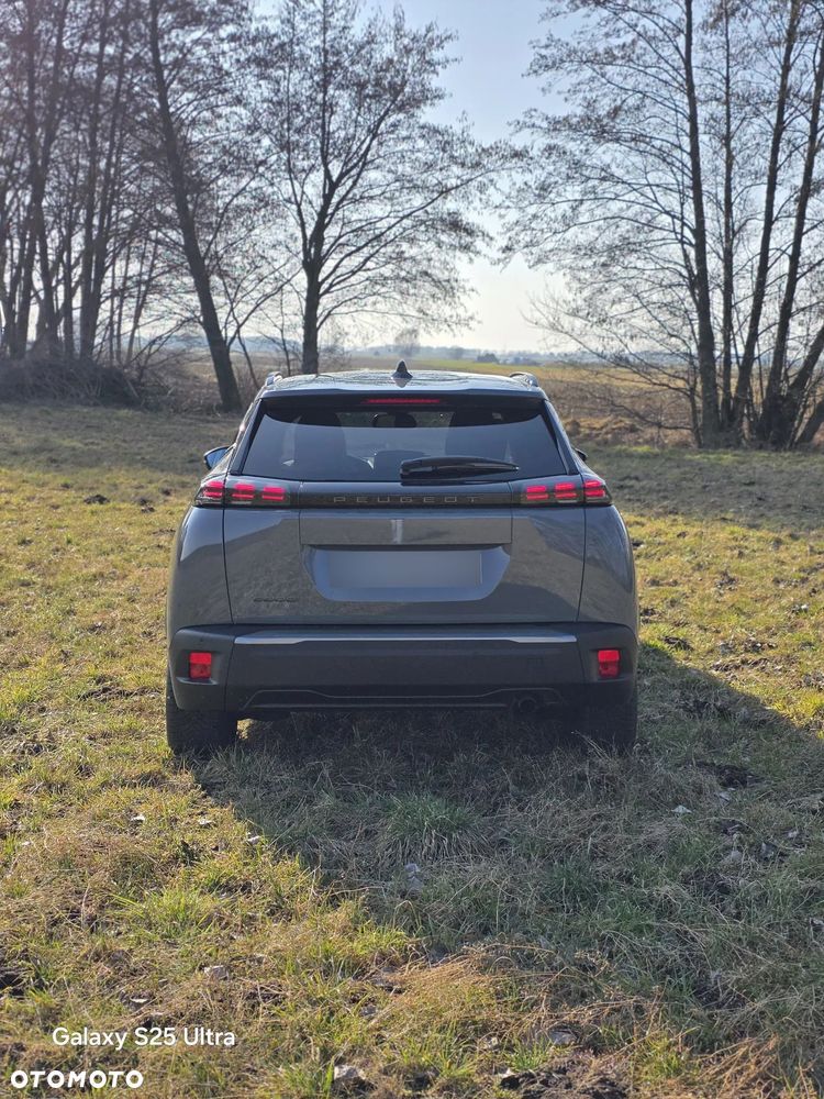 Peugeot 2008 - 8