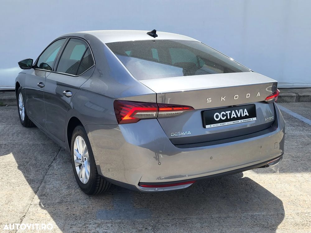 Skoda Octavia - 3