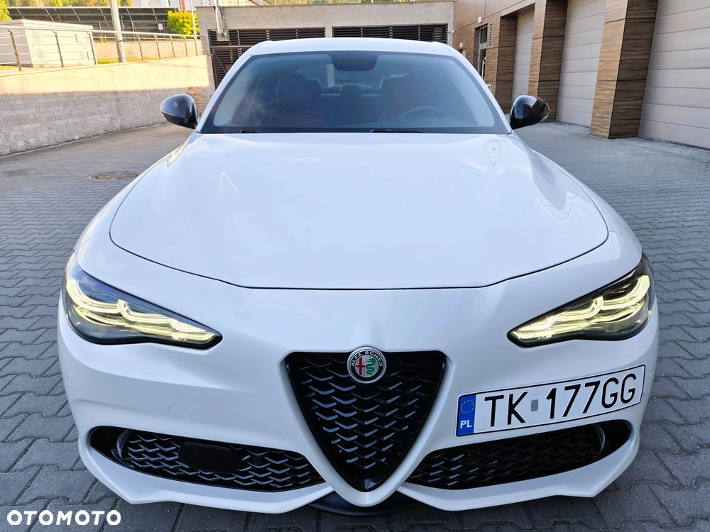 Alfa Romeo Giulia 2.0 Turbo 16V AT8 Veloce Ti - 14