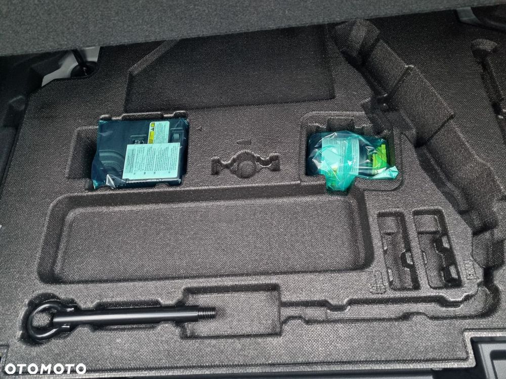 Lexus LBX 1.5 Hybrid Cool - 30