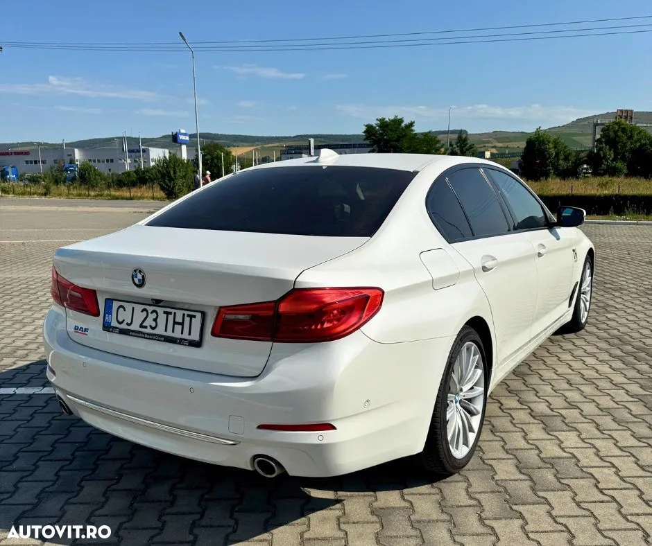 BMW Seria 5 520d xDrive AT - 3