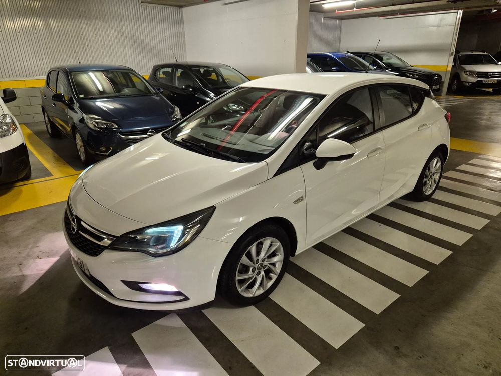 Opel Astra 1.0 Dynamic S/S - 1
