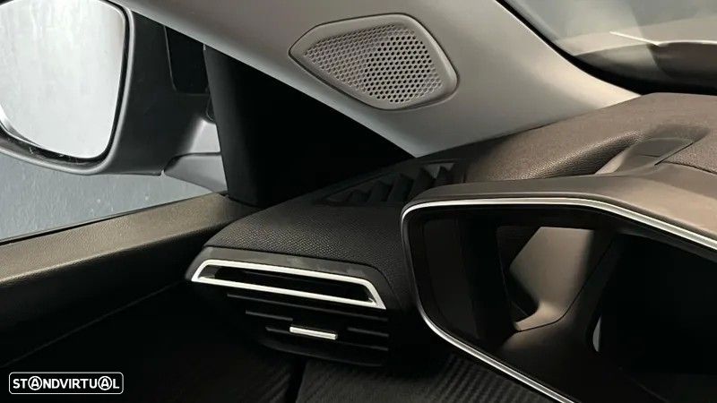 Peugeot e-2008 50 kWh Allure - 10