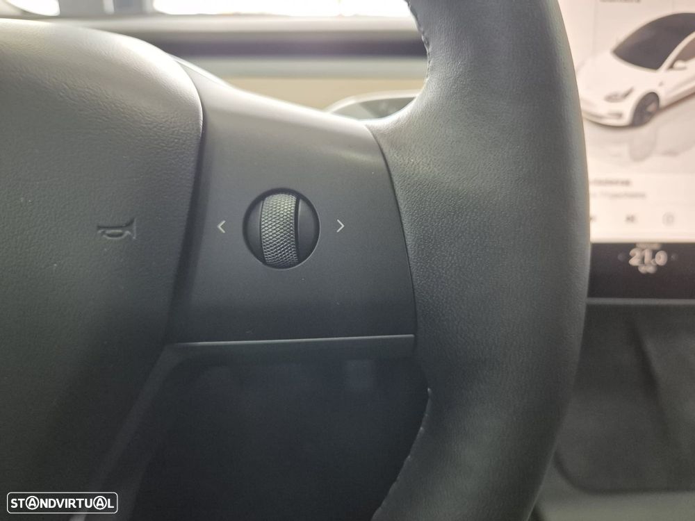 Tesla Model 3 Long Range Tração Traseira - 18