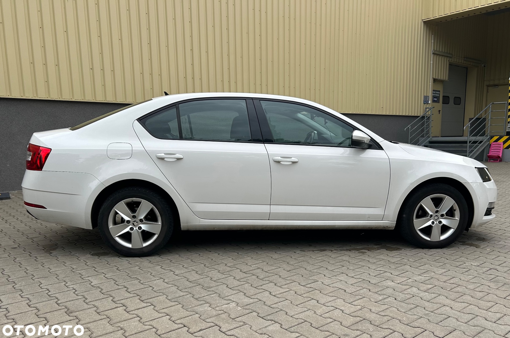 Skoda Octavia 1.6 TDI Ambition - 8