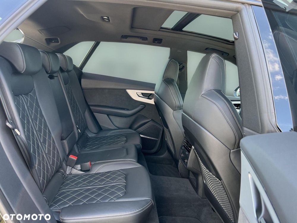 Audi SQ8 TFSI Quattro Tiptronic - 12