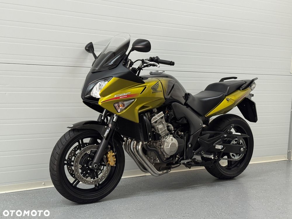 Honda CBF - 16