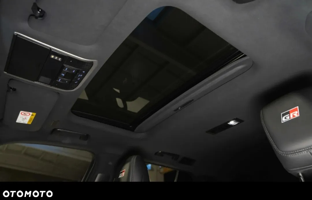 Toyota Land Cruiser - 10