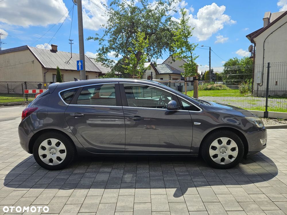 Opel Astra 2.0 CDTI Cosmo - 5
