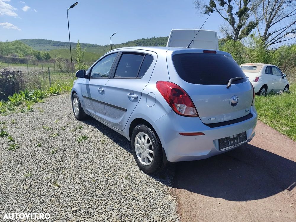 Hyundai i20 1.2 Comfort - 4