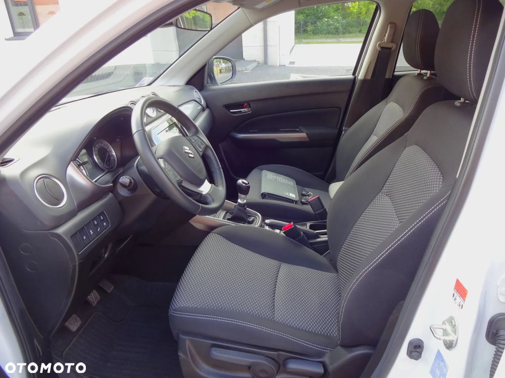 Suzuki Vitara 1.4 Boosterjet SHVS Elegance 4WD - 33