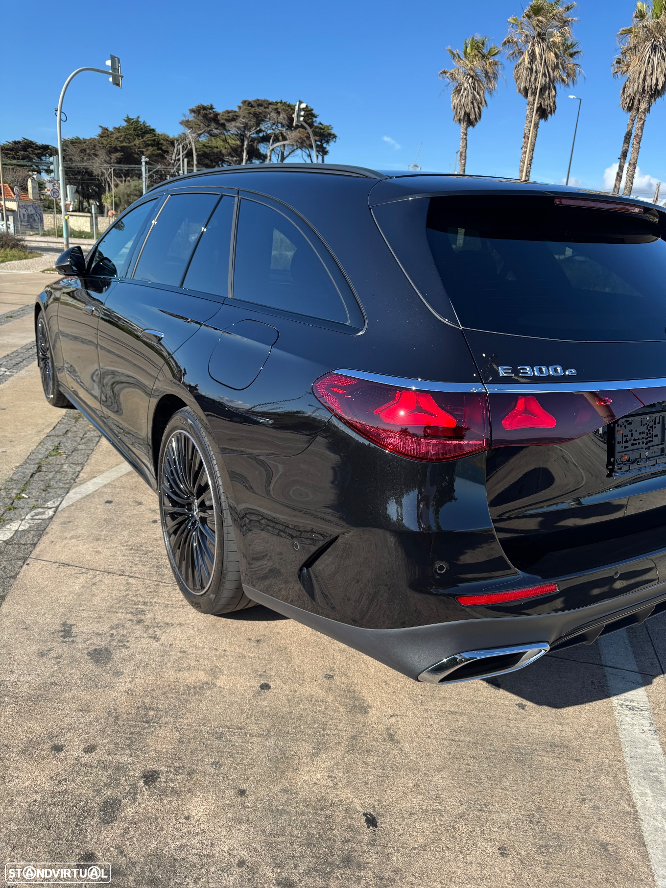 Mercedes-Benz E 300 e AMG Line - 6