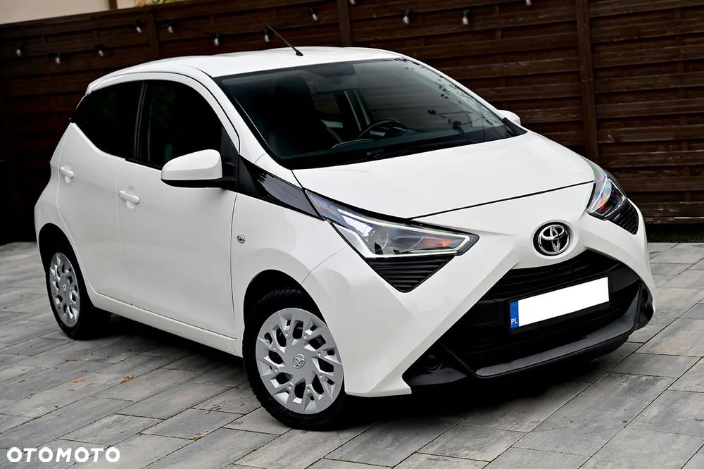 Toyota Aygo 1.0 VVT-i Color Edition - 2