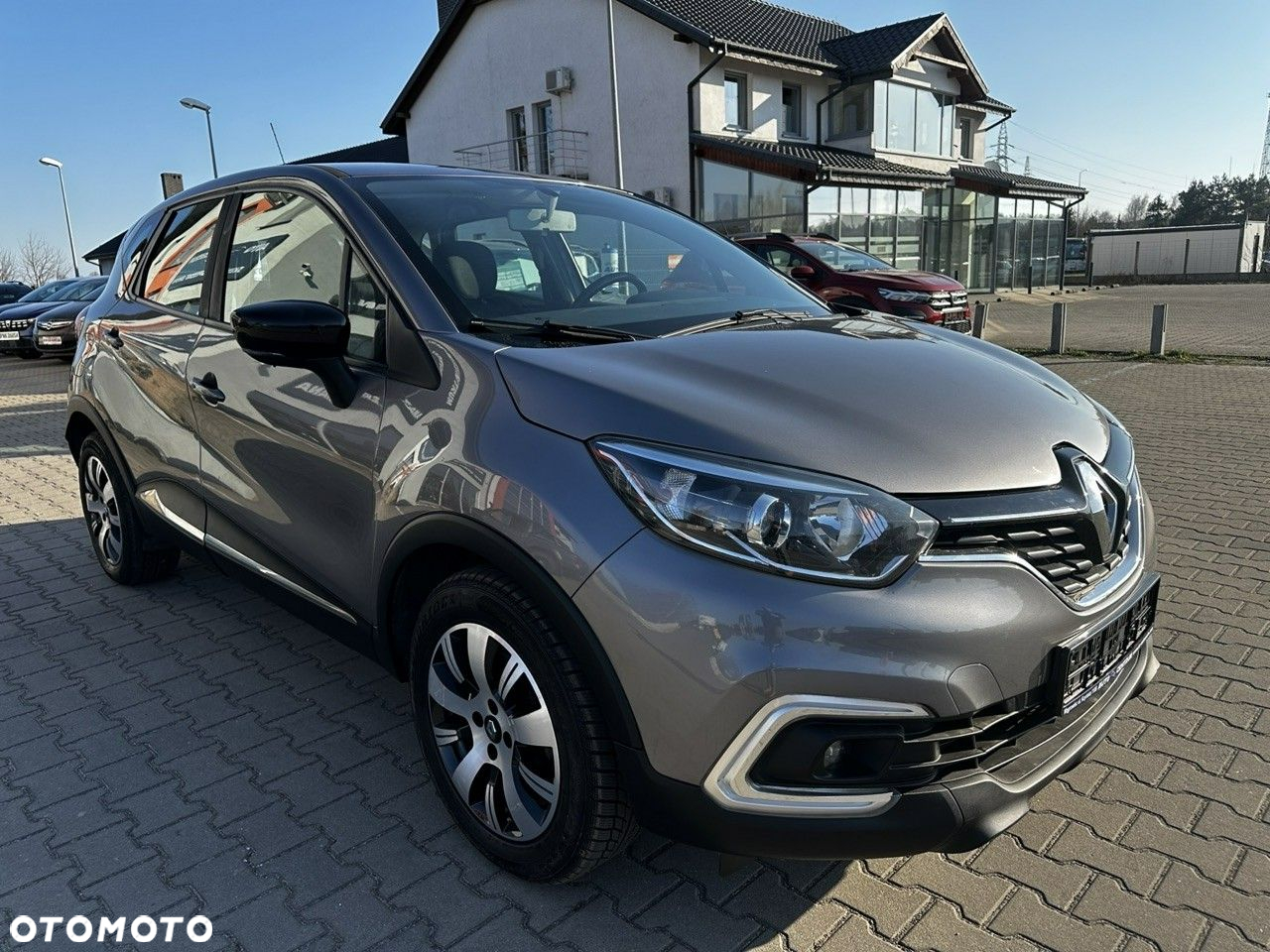 Renault Captur - 5