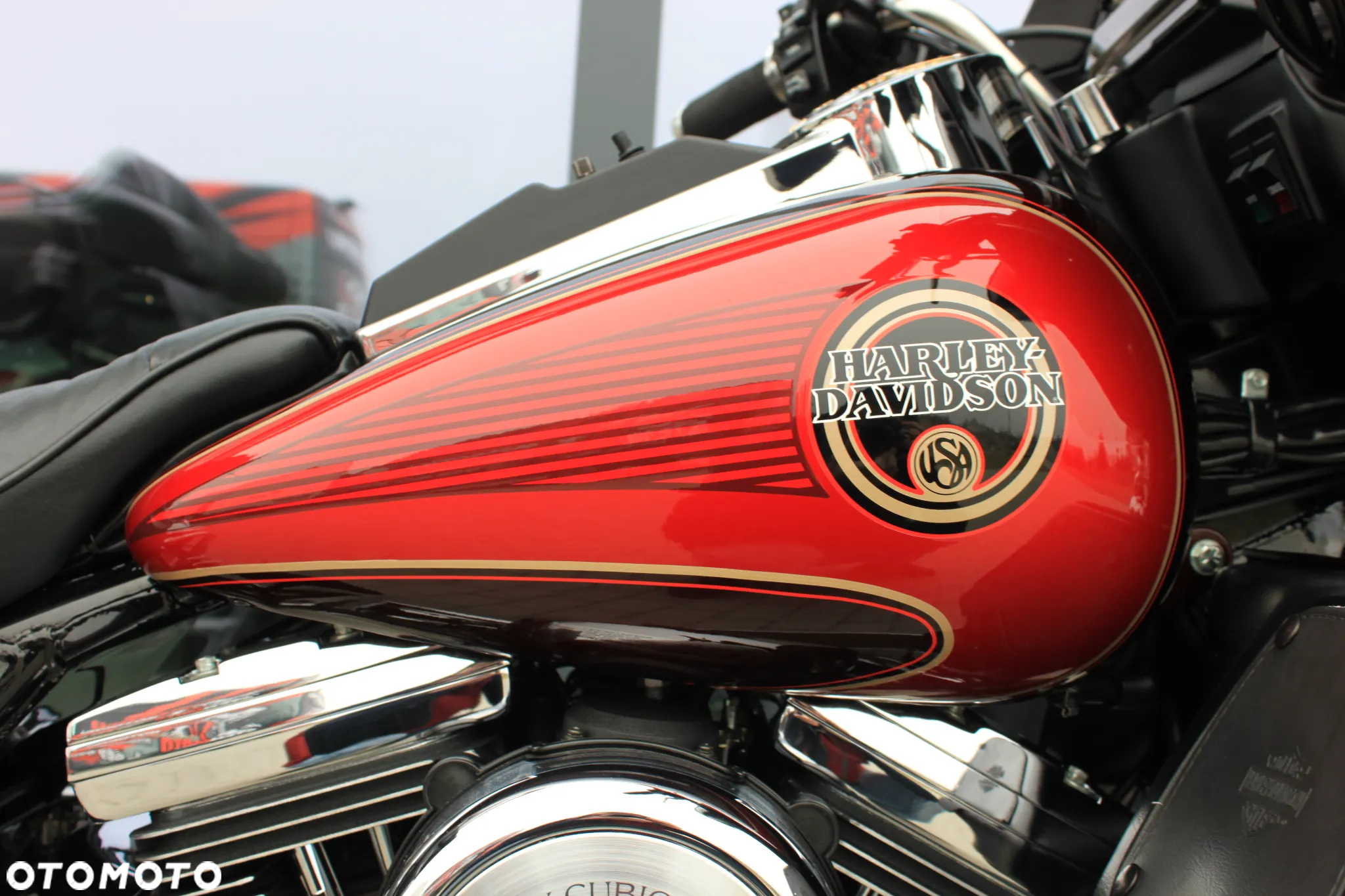 Harley-Davidson FLHTCU Ultra - 12
