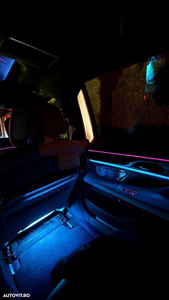 BMW Seria 7 740Li - 26