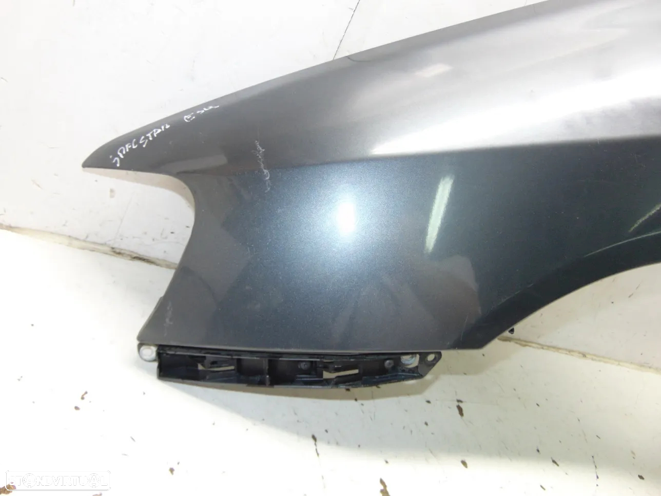 Mitsubishi space star guarda lamas - 4