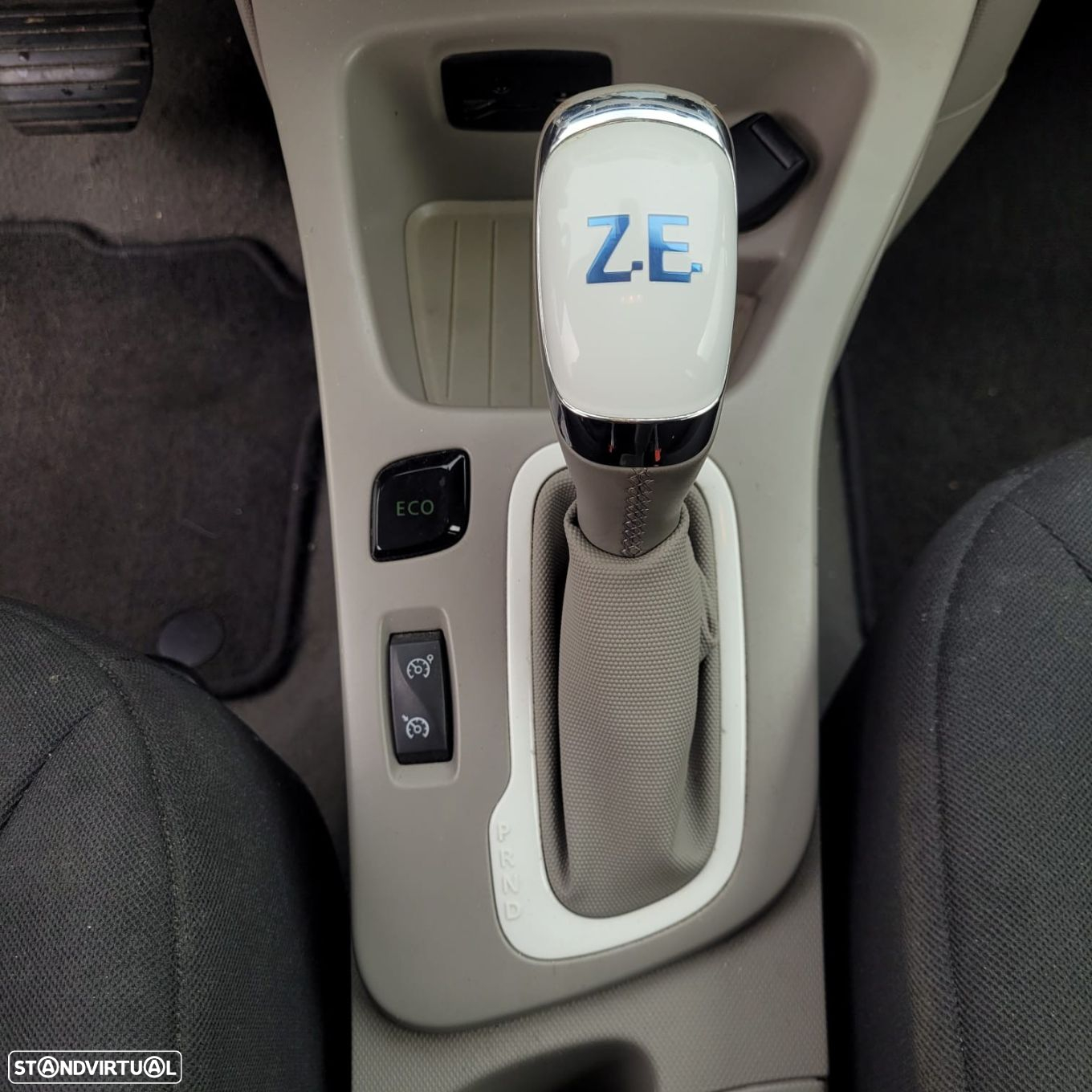 Renault Zoe - 14