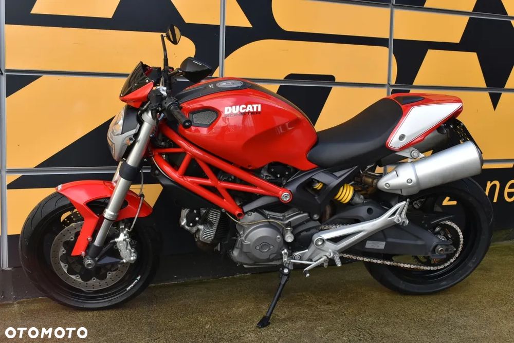 Ducati Monster - 8