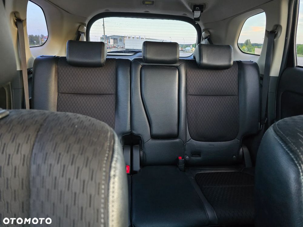 Mitsubishi Outlander 2.2 DID Intense + 4WD - 12