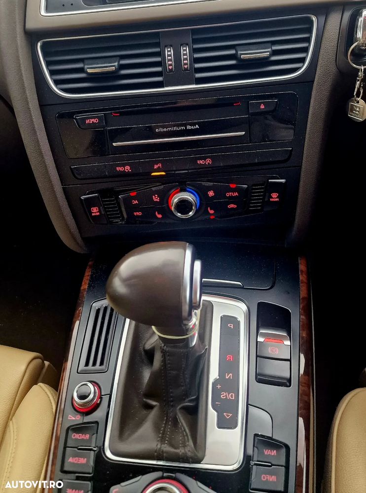 Audi A4 2.0 TDI DPF multitronic Ambition - 25