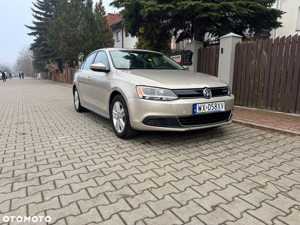 Volkswagen Jetta - 1