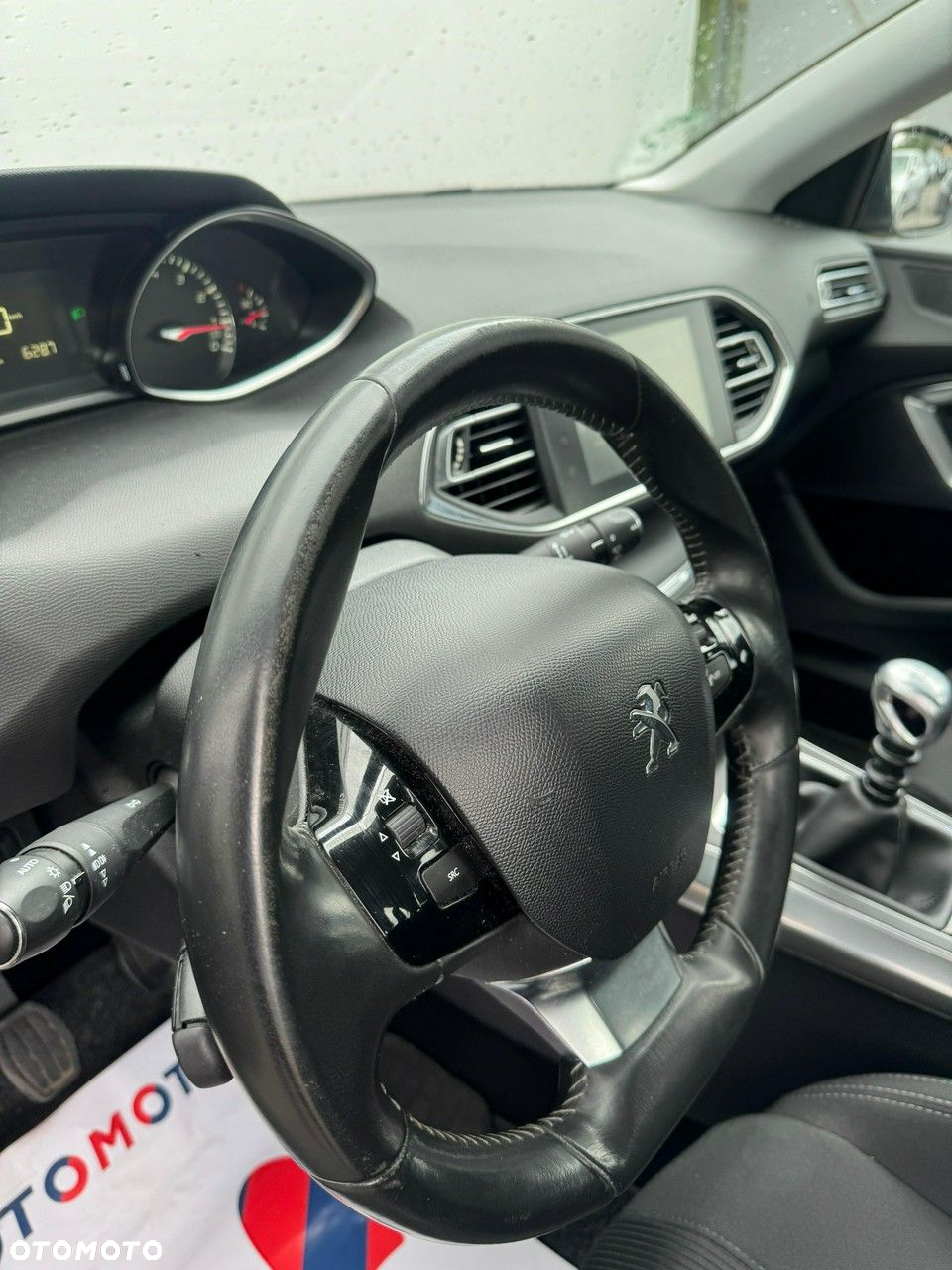 Peugeot 308 - 16