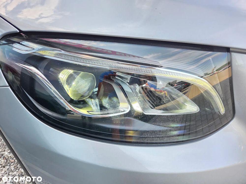 Mercedes-Benz GLC 250 4Matic 9G-TRONIC - 11