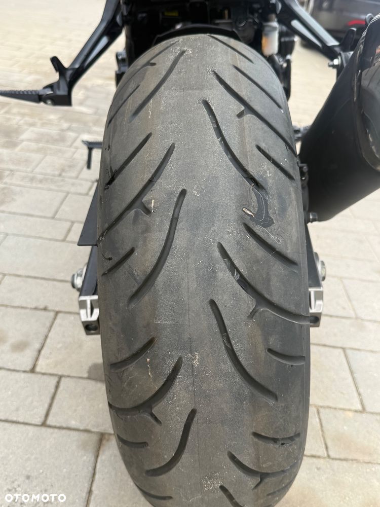 Suzuki GSX - 8