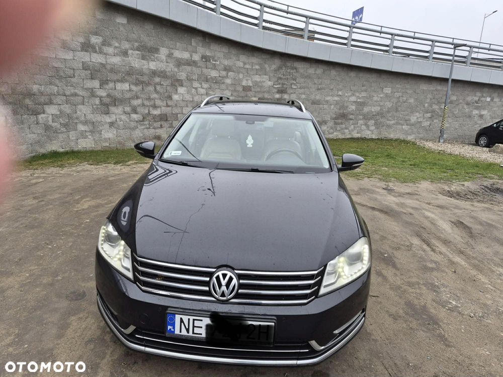 Volkswagen Passat 2.0 TDI Comfortline DSG - 11