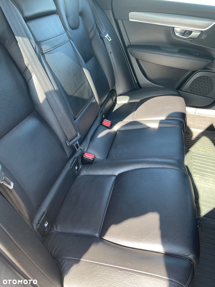 Volvo V90 D4 AWD Momentum - 10