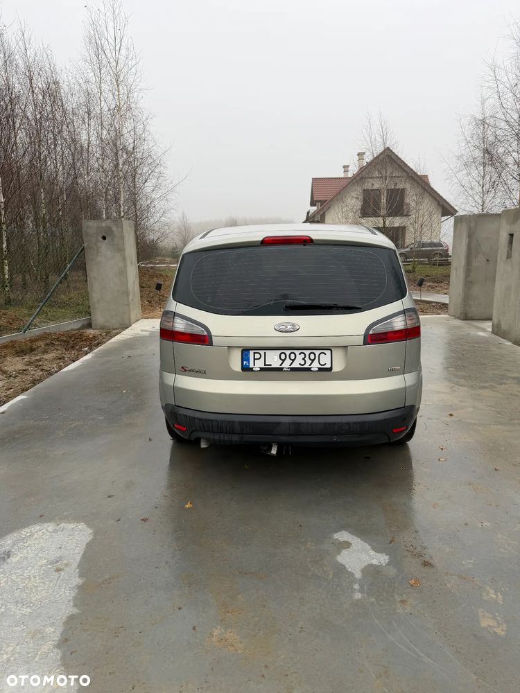 Ford S-Max - 6