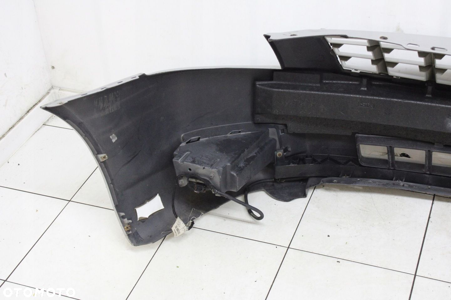 CADILLAC BLS 2005R- ZDERZAK PRZÓD PRZEDNI HALOGENY - 12