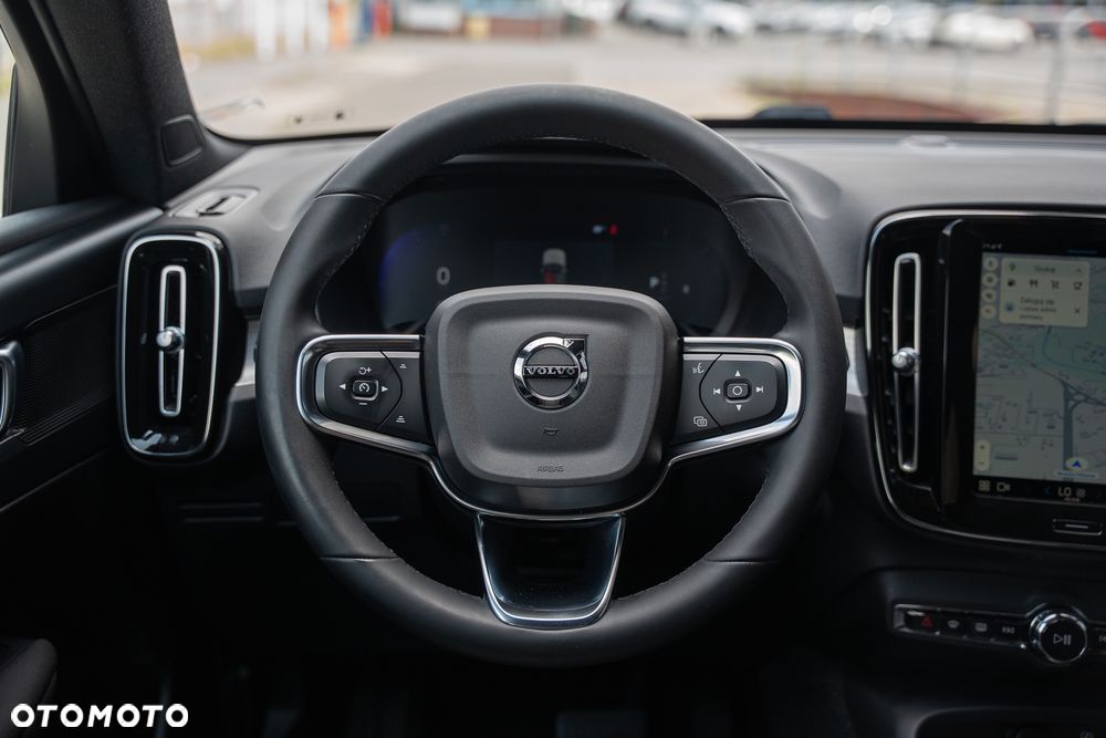 Volvo XC 40 B3 B DKG Plus Bright - 27