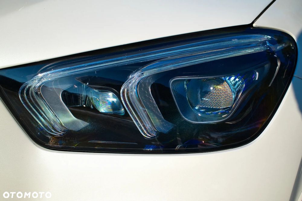 Mercedes-Benz GLE - 40