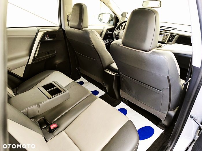 Toyota RAV4 - 37
