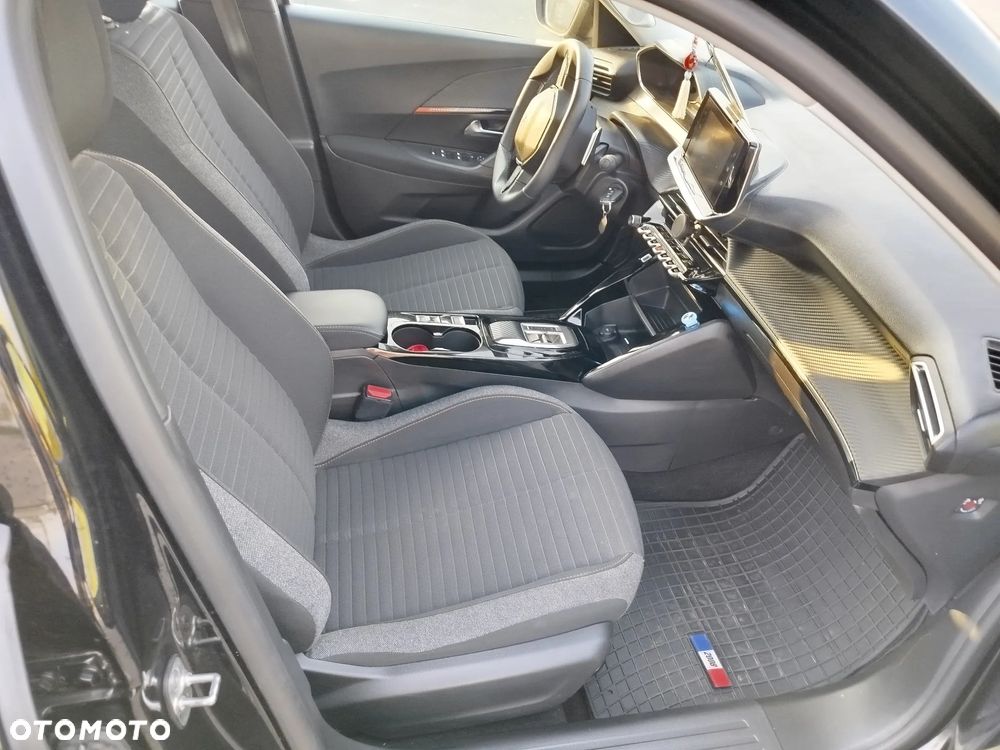 Peugeot 2008 PureTech 130 EAT8 Active Pack - 19