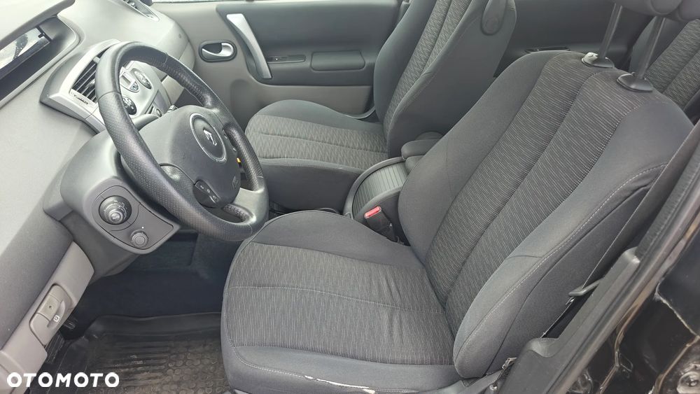 Renault Scenic 2.0 16V Privilege - 16