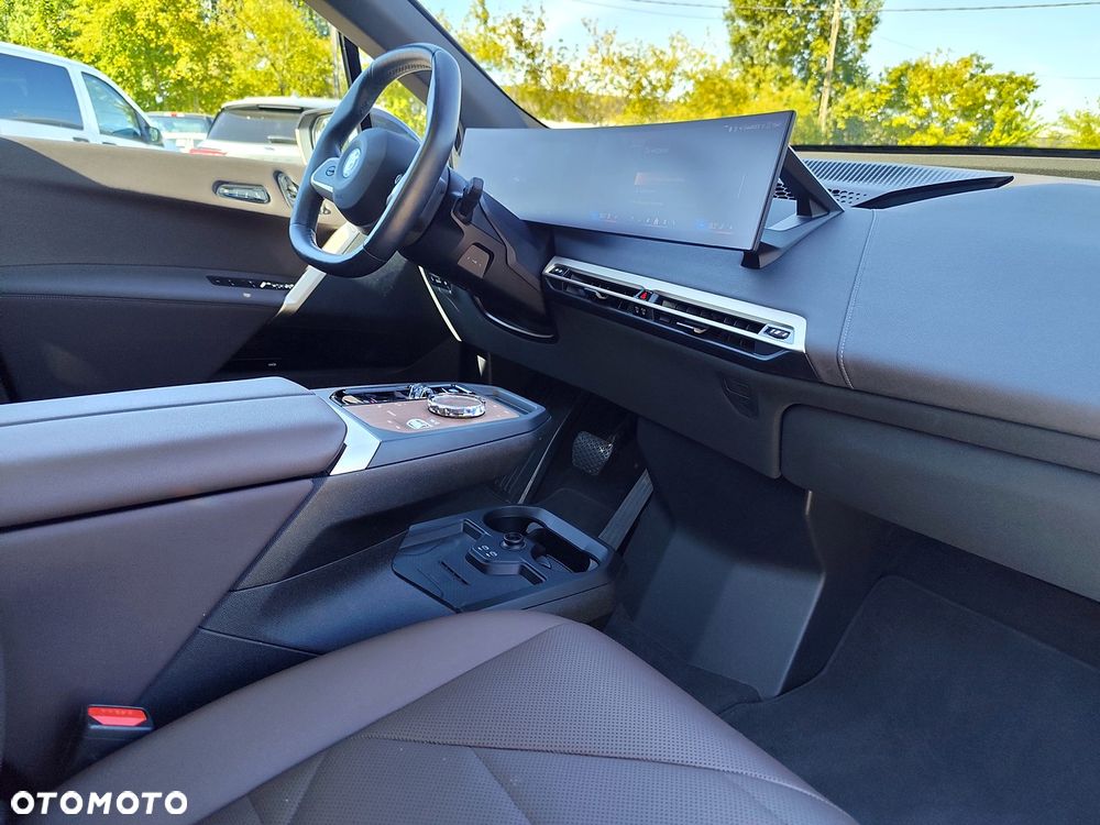 BMW iX xDrive50 111.5kWh Signature - 11