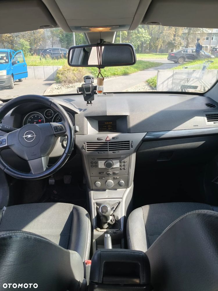 Opel Astra 1.6 - 5