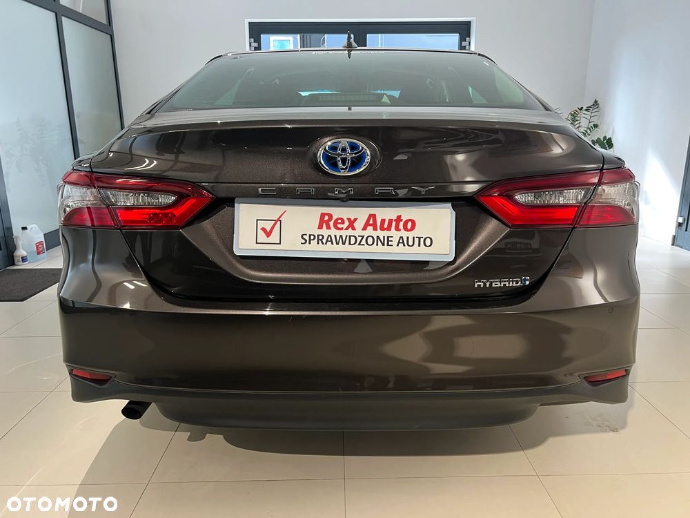Toyota Camry 2.5 Hybrid Prestige CVT - 8