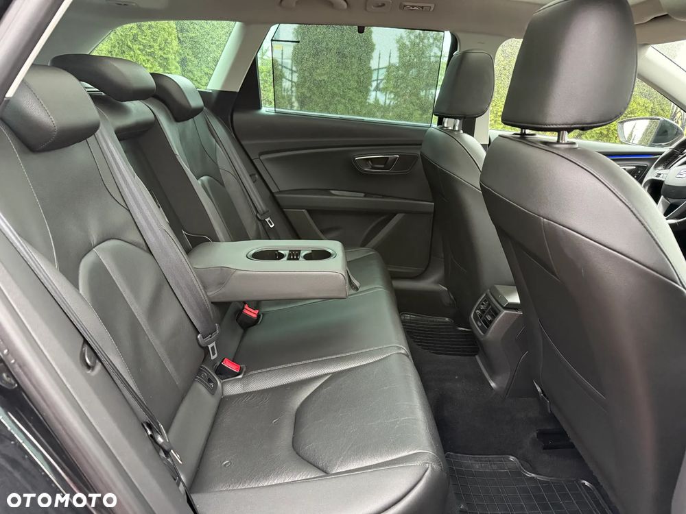 Seat Leon 1.8 TSI Start&Stop DSG XCELLENCE - 17