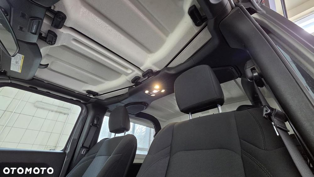 Jeep Wrangler 2.0 T-GDI Hardtop AWD Automatik Sport - 24