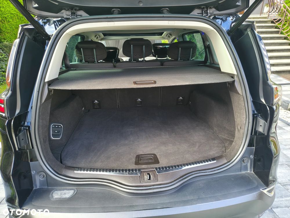 Renault Espace 1.6 dCi Energy Initiale Paris EDC - 9