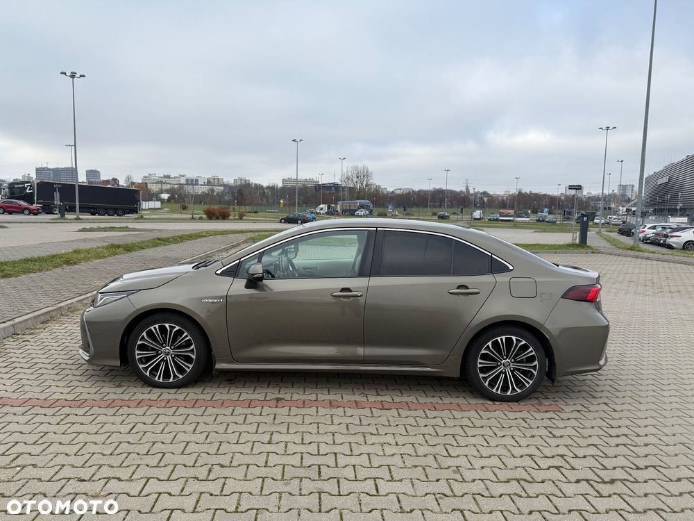 Toyota Corolla - 10