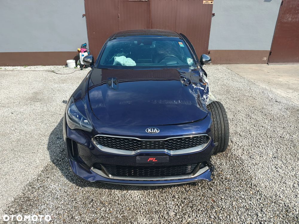 Kia Stinger 3.3 T-GDI AWD OPF GT - 3