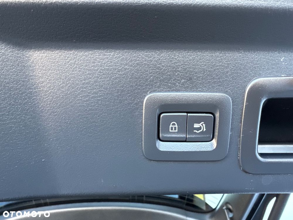 Mazda CX-30 SKYACTIV-X 2.0 M-Hybrid AWD SELECTION - 18