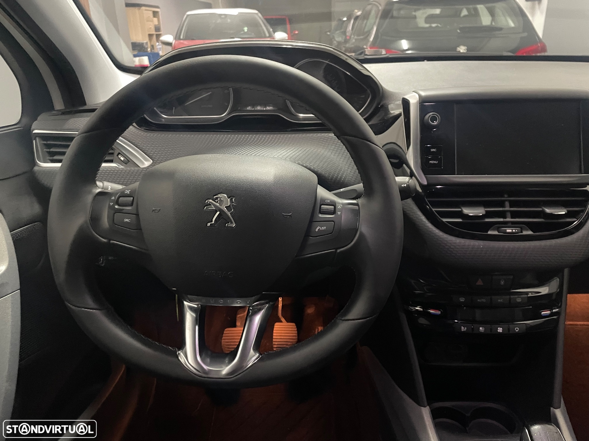 Peugeot 2008 PureTech 110 Stop&Start Allure - 25