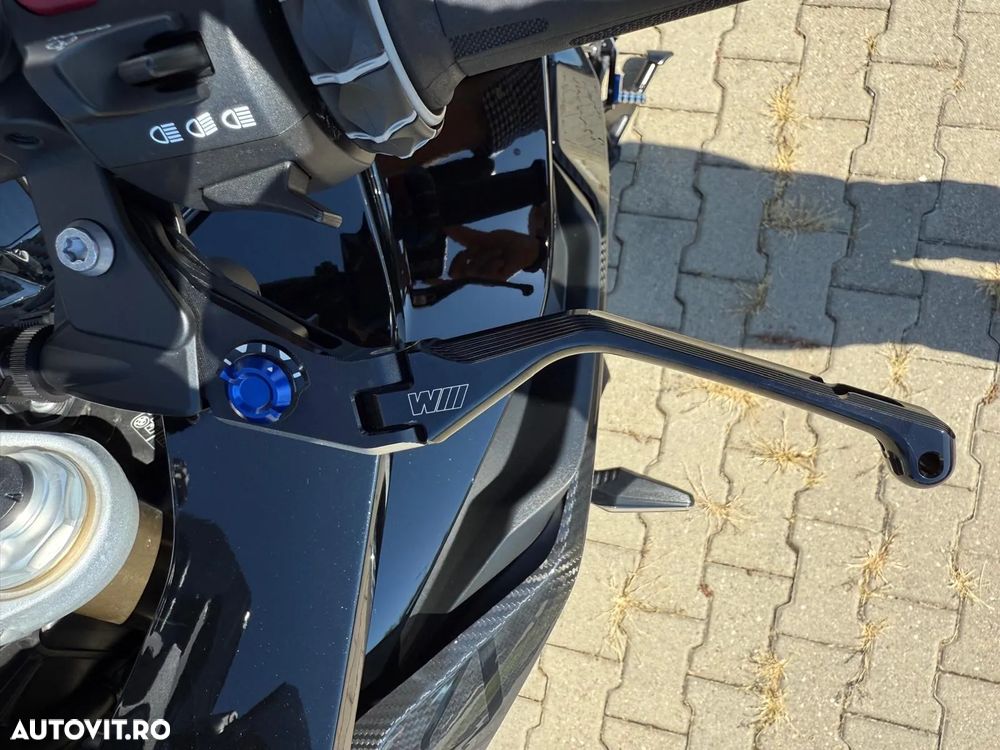 BMW S1000XR - 4