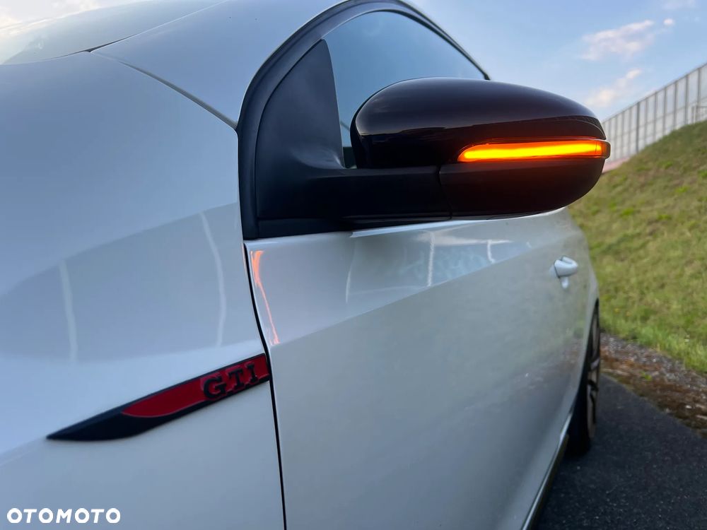 Volkswagen Golf 2.0 TSI GTI DSG - 12